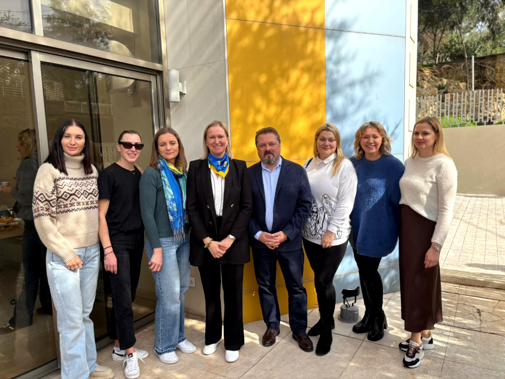 8784 image for slide