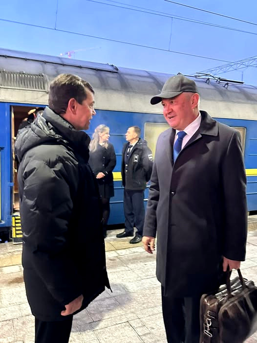 8870 image for slide